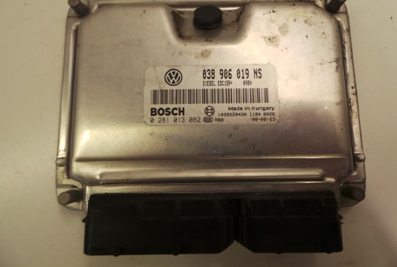 Skoda Fabia II 5J Steuergeraet Motor 038906019NS BJ: 2009